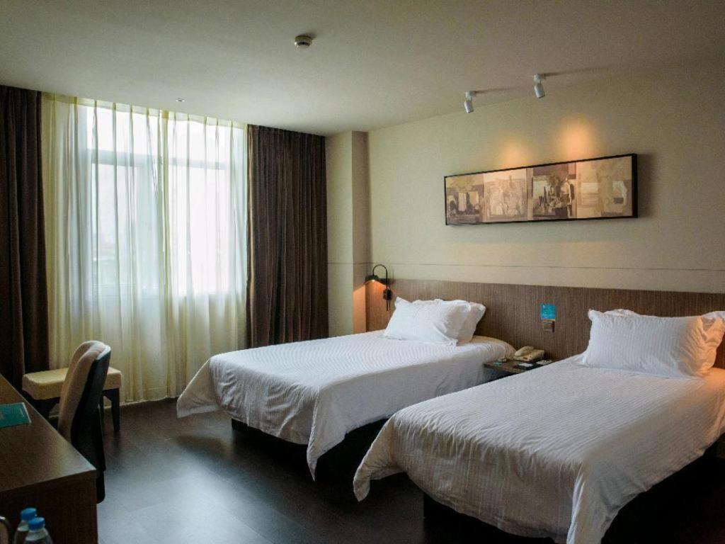 Jinjiang Inn Select Foshan Nanhai Guicheng Metro Station Екстер'єр фото